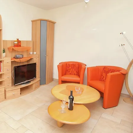 Apartman Modern In Mehlis With Private Lawn