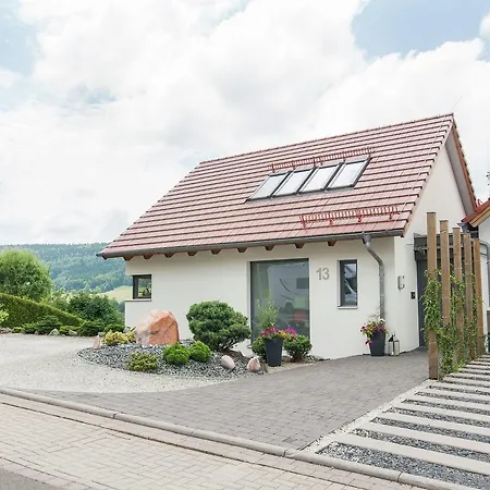 Modern In Mehlis With Private Lawn Zella-Mehlis
